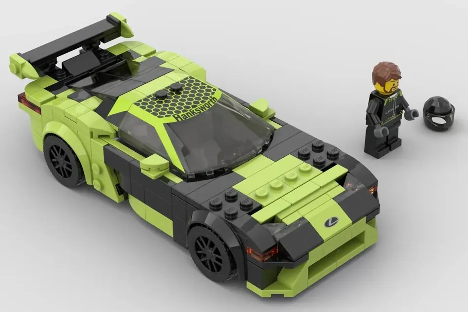 Модель Lego максимально похожа на оригинал