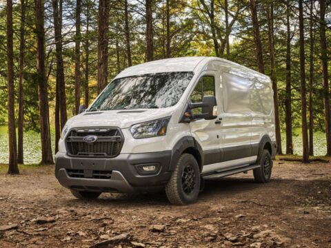Vandoit Moov Camper подчеркивает возможности выезда на природу Ford Transit Trail