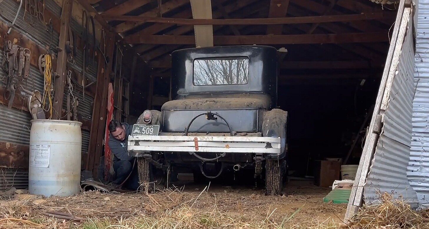Найденный в сарае Dodge 1924 года возвращается к жизни после 83 лет забвения