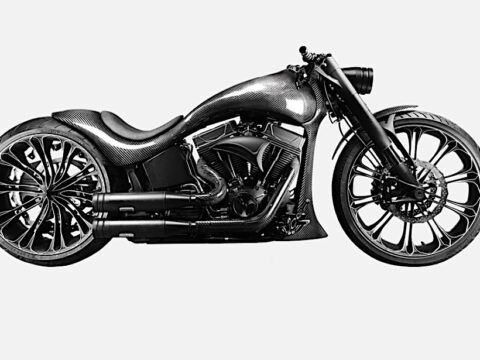 Кастомный Harley-Davidson Softail с безумным цельным карбоновым топливным баком и задним крылом