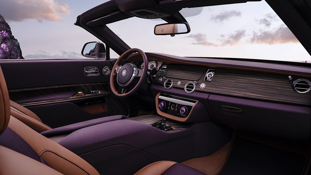 Rolls-Royce Amethyst Droptail демонстрирует «единственной в мире с необработанной деревянной поверхностью, создающей прижимную силу» любого дорожного автомобиля