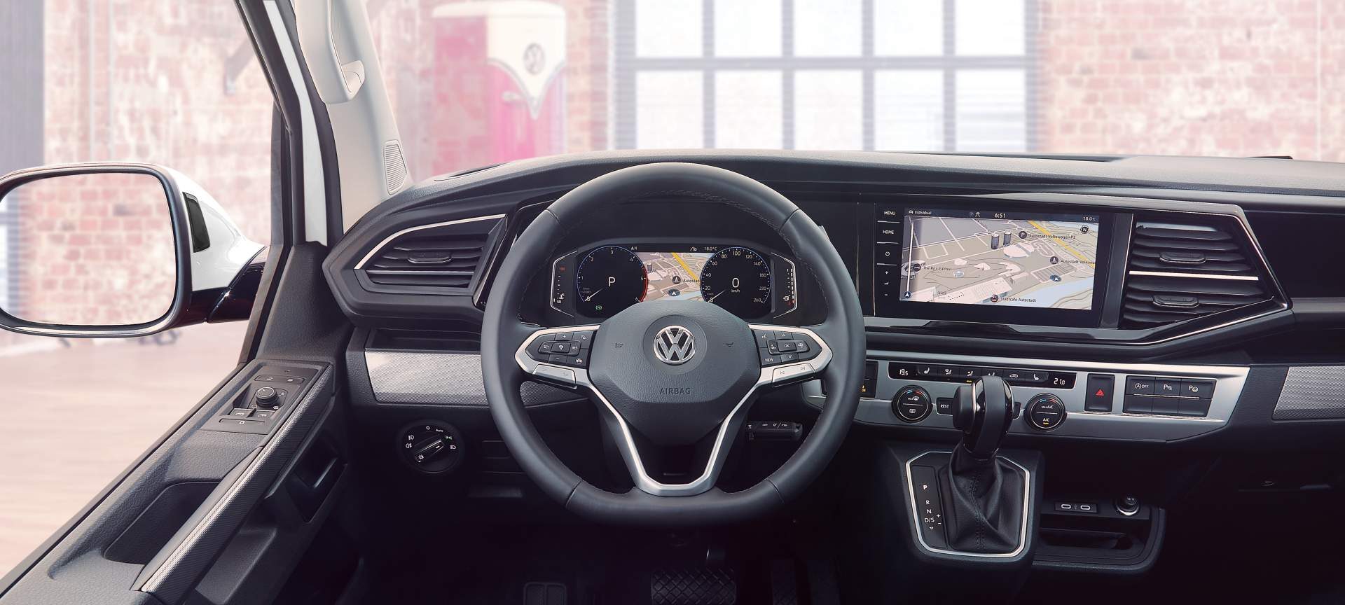 Volkswagen Transporter T7 2025 предлагает большую грузоподъемность, полезную нагрузку и максимальную массу прицепа