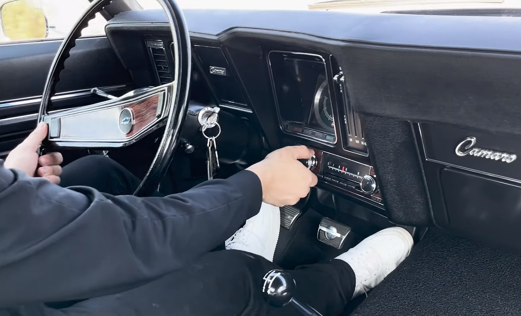  Chevrolet Camaro 1969 года скрывает под капотом редкие вещицы COPO