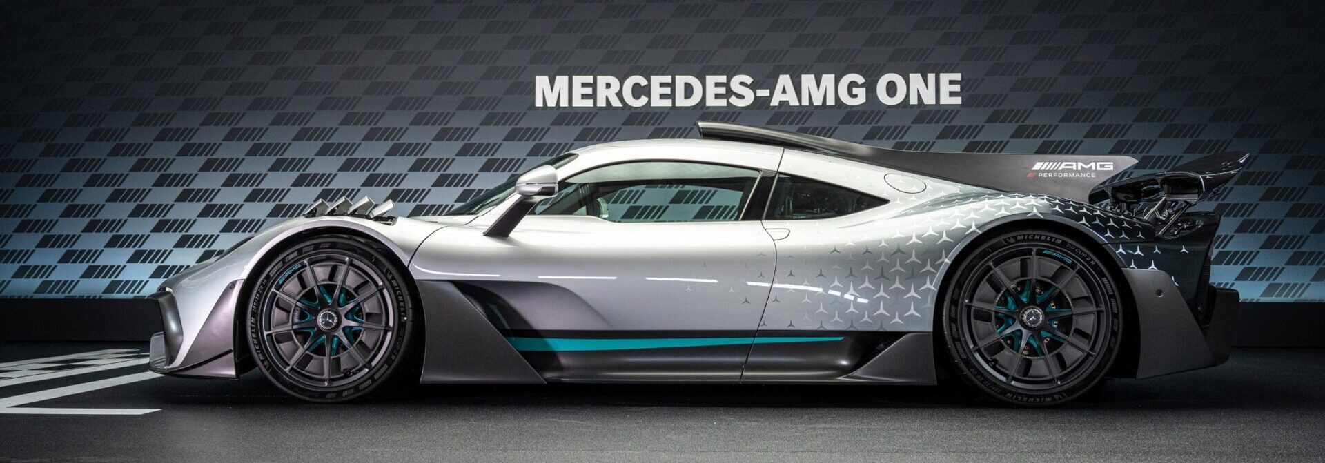 Редкий гиперкар Mercedes-AMG One выставлен на продажу и дороже Bugatti Chiron